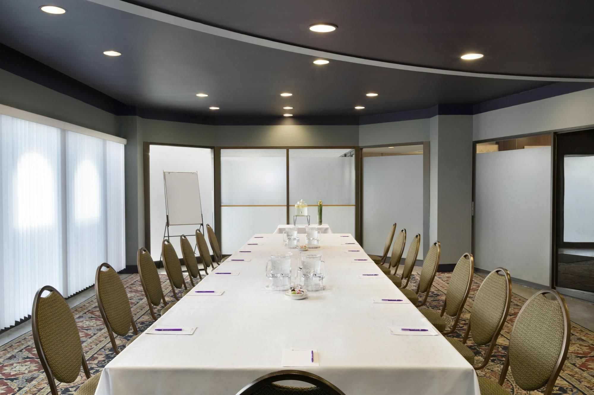 Hotel Coast George By Apa