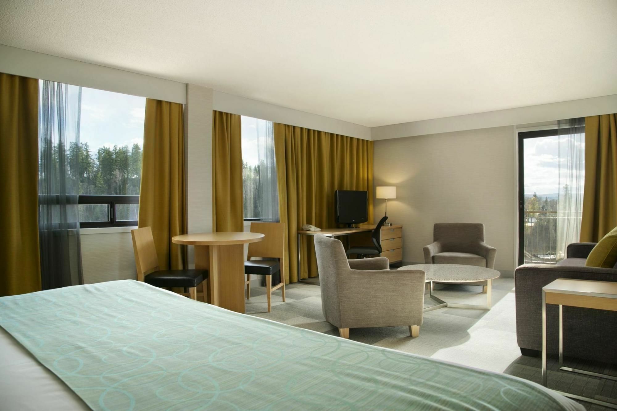 Coast George By Apa 4*