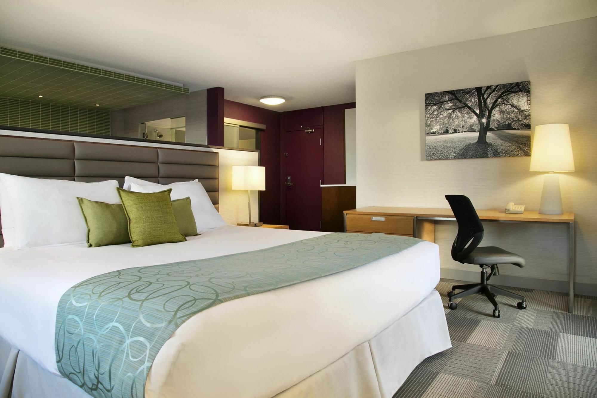 Coast George By Apa Hotel 4*